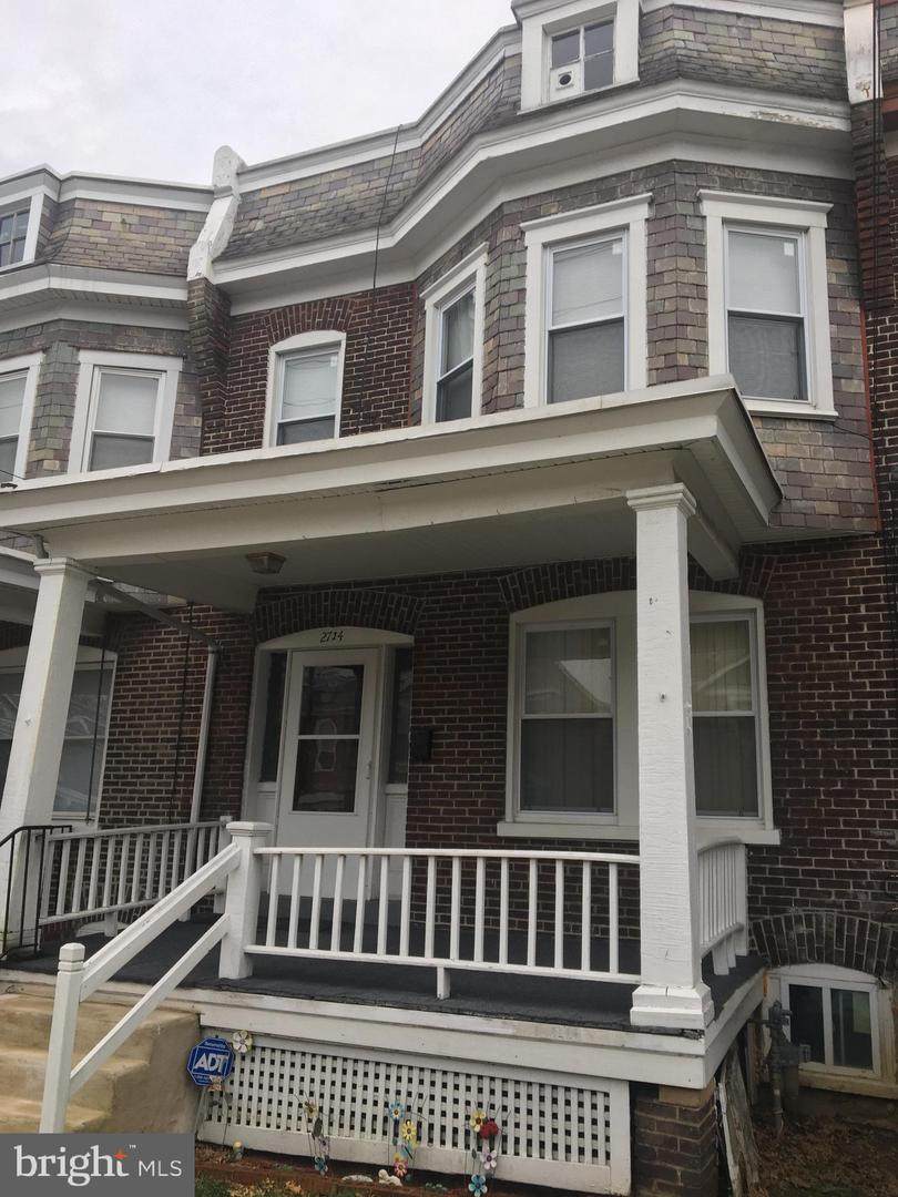 2714 Washington Street - Photo 1
