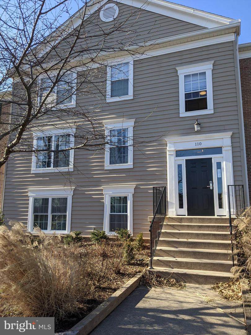 110 Fort Evans Road - Photo 1