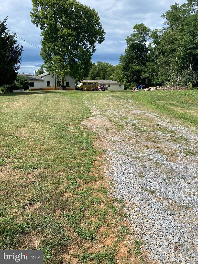 417 12TH AVE - Photo 1