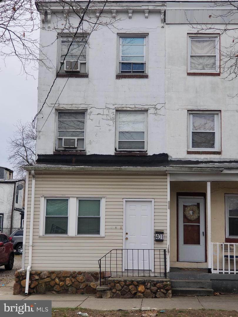 401 Stuyvesant Avenue - Photo 1