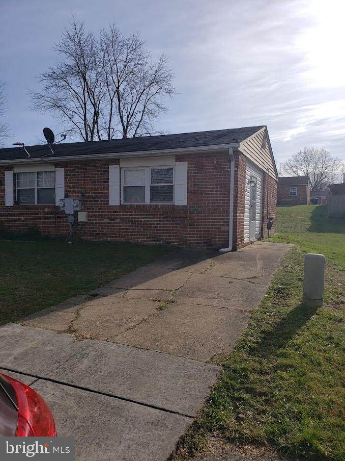 15 1/2 Verdi Circle - Photo 1