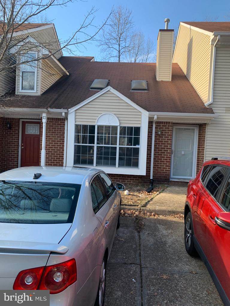 15 Evergreen Place - Photo 1