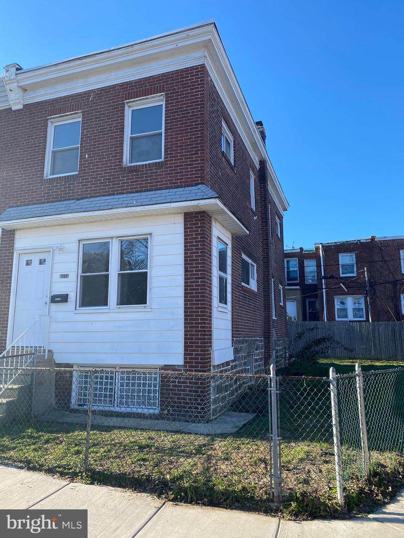 5114 Marlowe Street - Photo 1