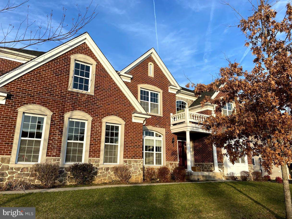 62 Molly Lane - Photo 1