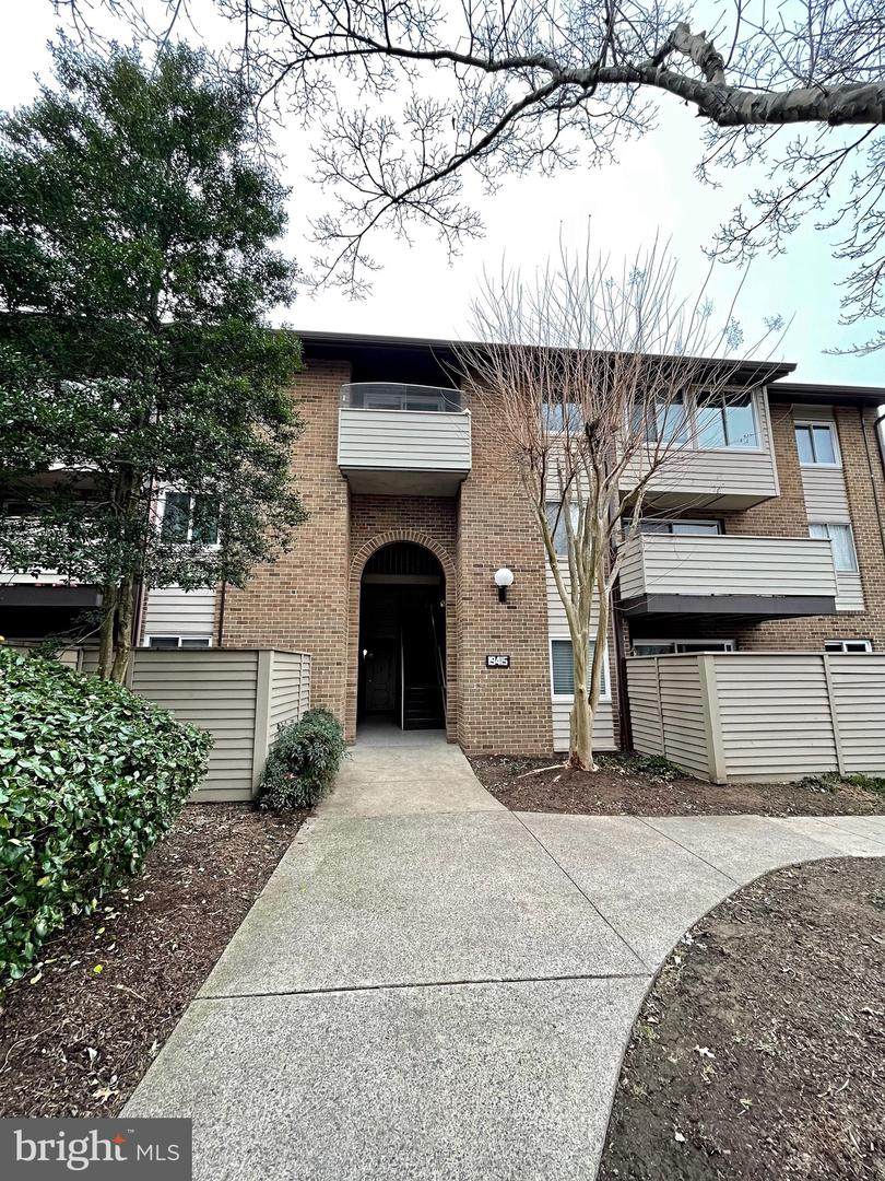19415 Brassie Place - Photo 1