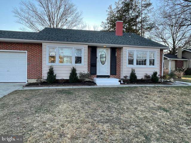 588 Barlow Avenue - Photo 1