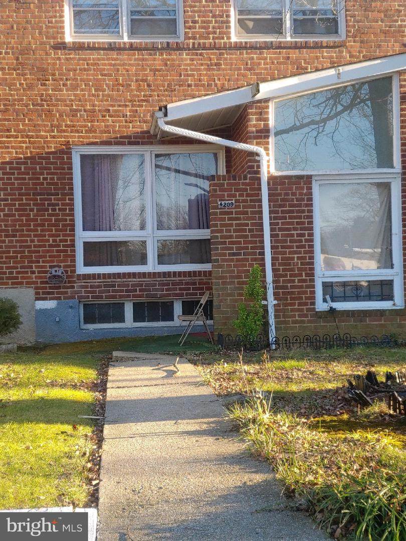 4209 Crestheights Road - Photo 1