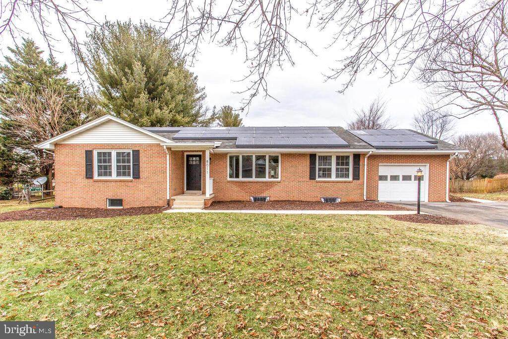 8011 Glendale Drive - Photo 1