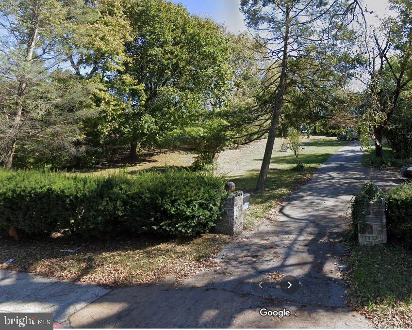 Virginia Avenue - Photo 1