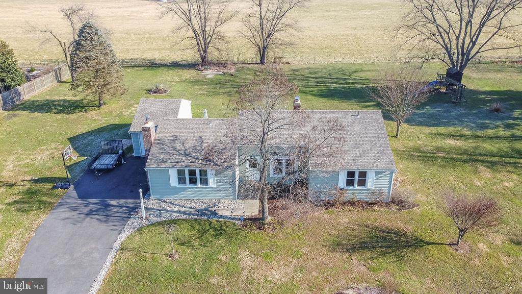 109 Westview Drive - Photo 1