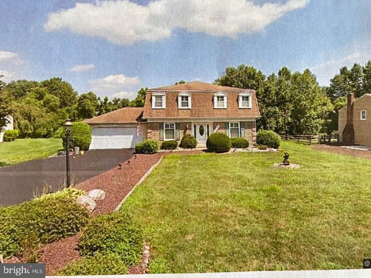 26 Merry Dell Drive - Photo 1