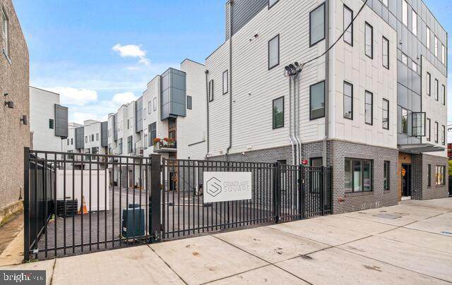 2528 Graduate Square - Photo 1