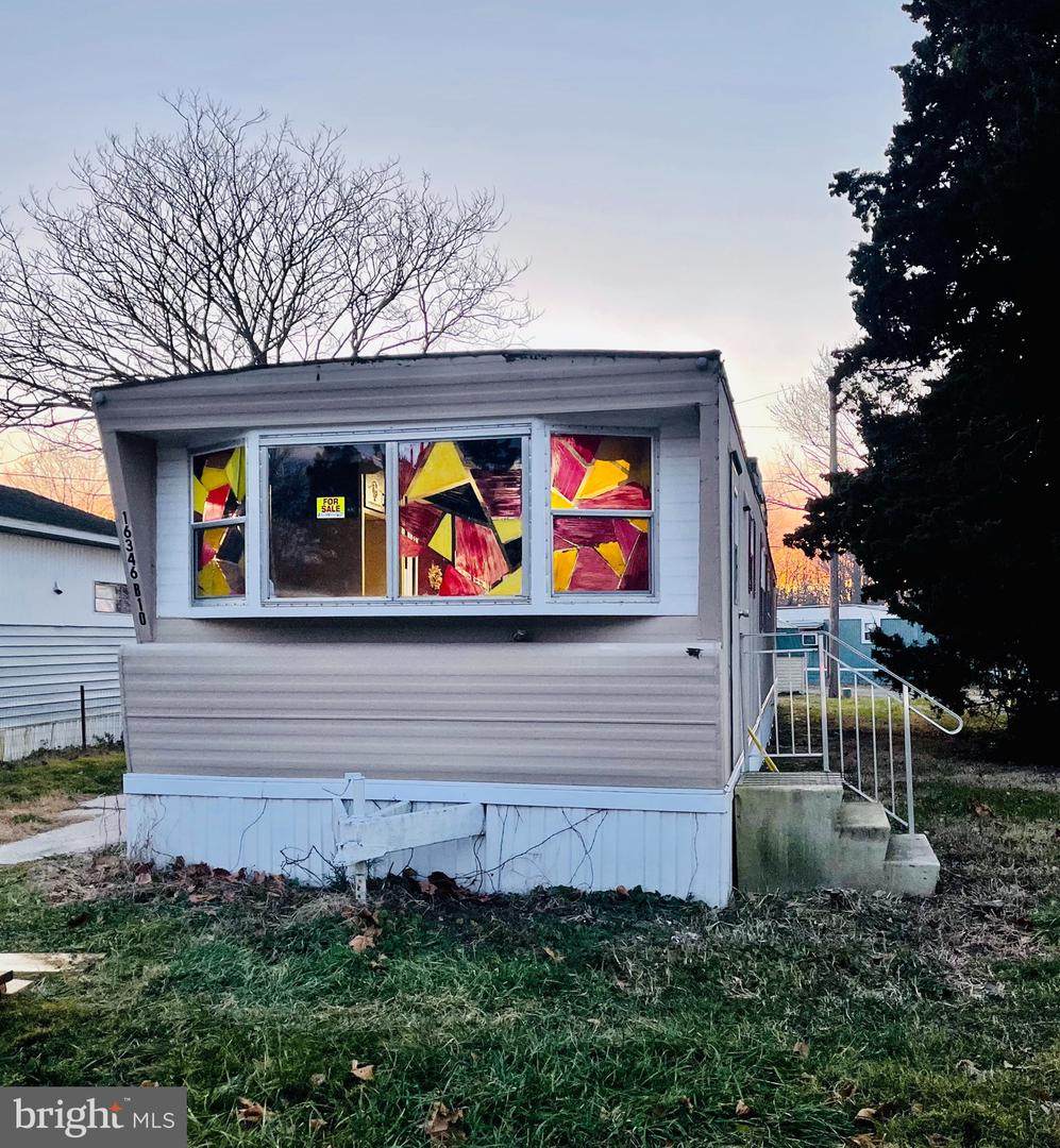 16346 Grandview St. - Photo 1