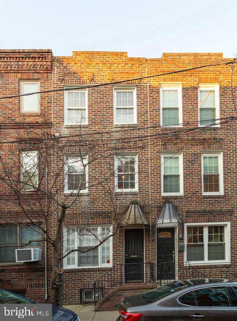 703 Clymer Street - Photo 1
