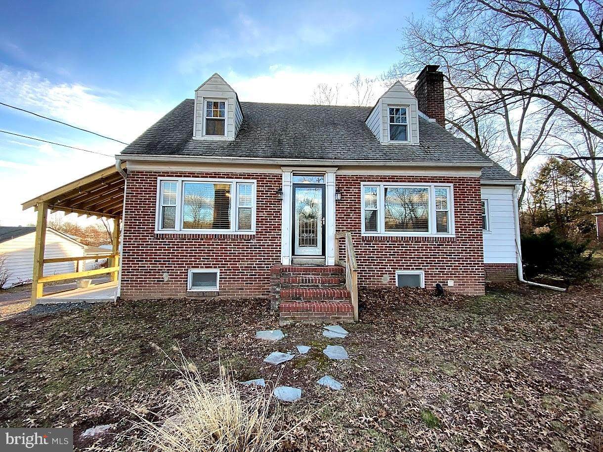 282 Glendale Avenue - Photo 1