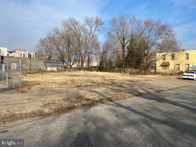 337-339 Pine Street - Photo 1