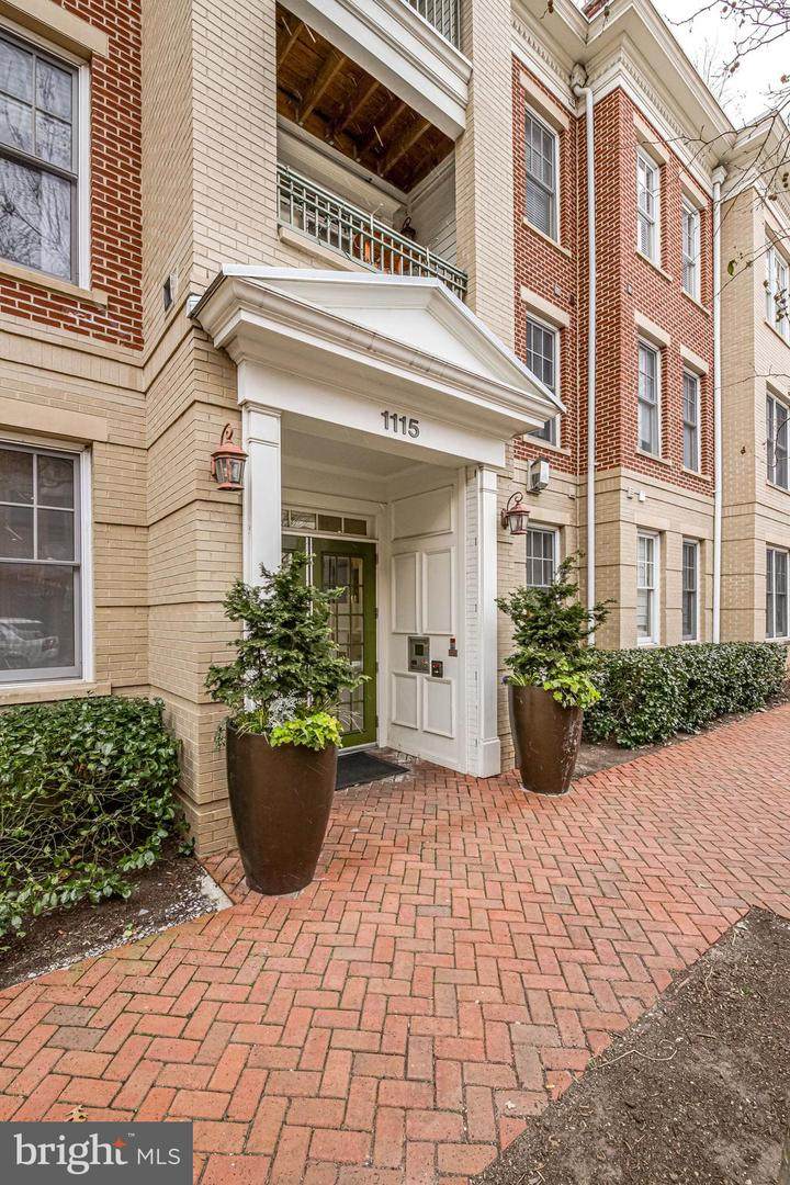 1115 Cameron Street - Photo 1