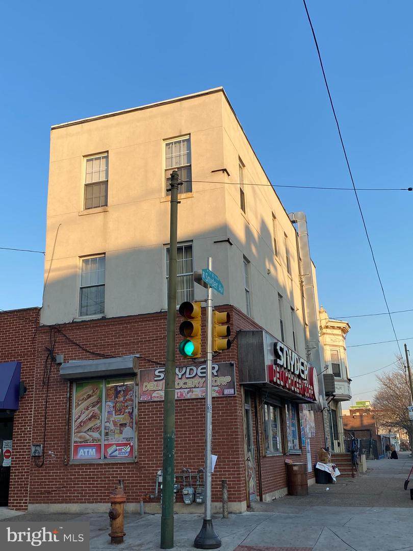 2039 7TH Street - Photo 1