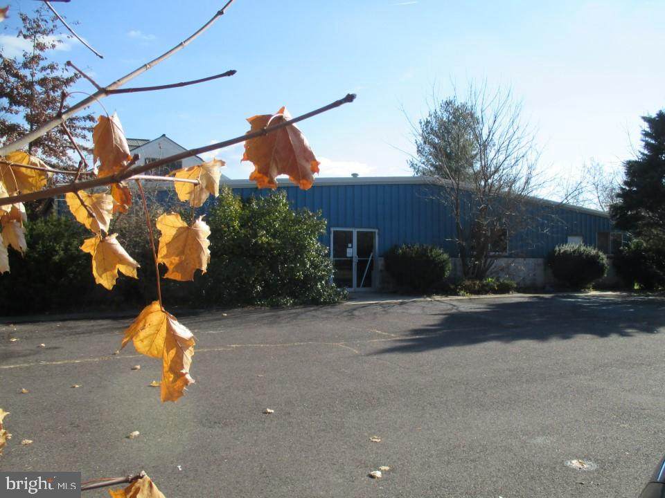 357 Industrial Highway - Photo 1