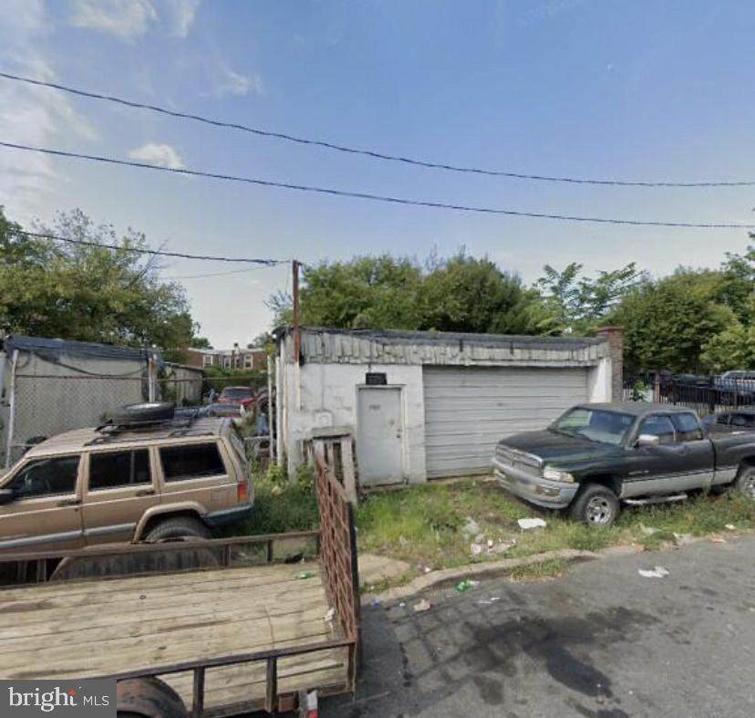 1702 Conrad Street - Photo 1
