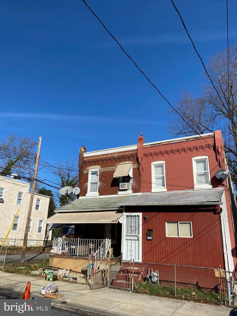 1135 Walnut Street - Photo 1