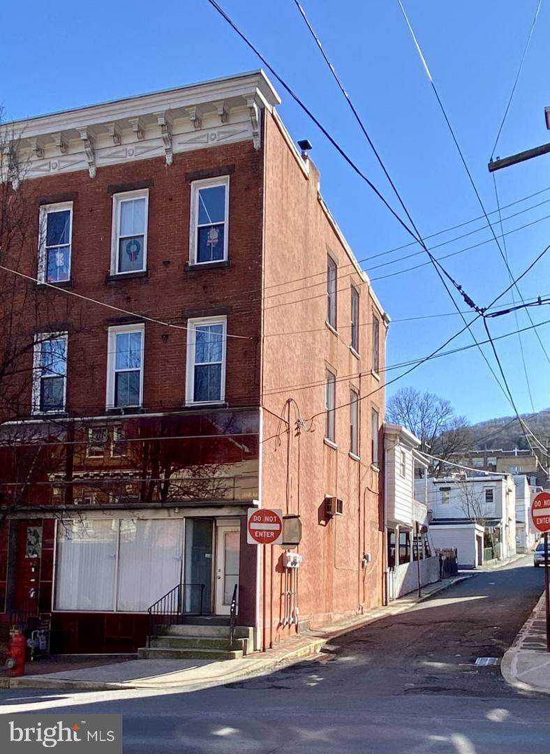 621 Market Street - Photo 1