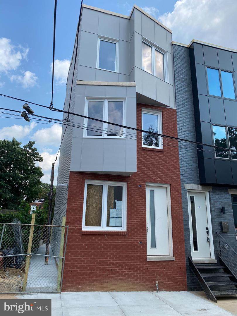1221 Taylor Street - Photo 1