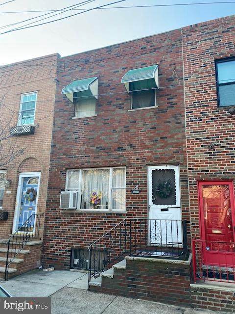 1908 2ND Street - Photo 1