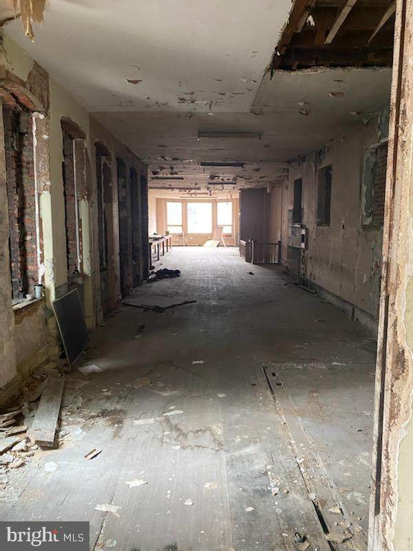 317 Charles Street - Photo 1