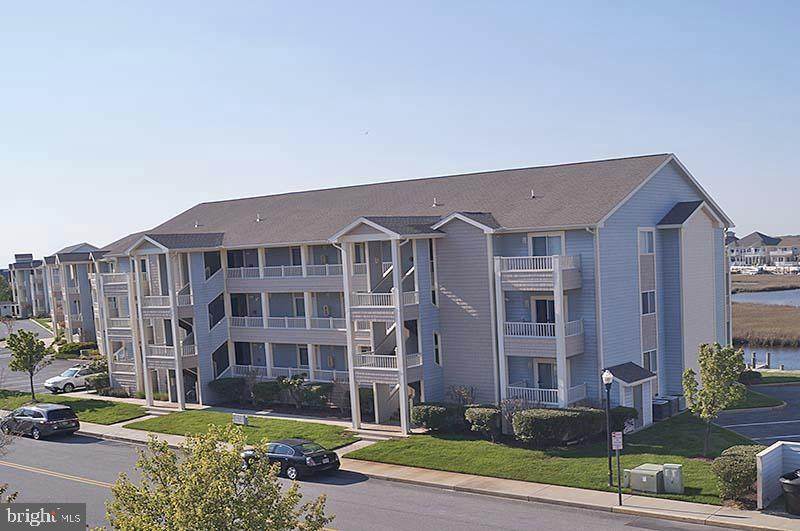 203 Heron Drive - Photo 1