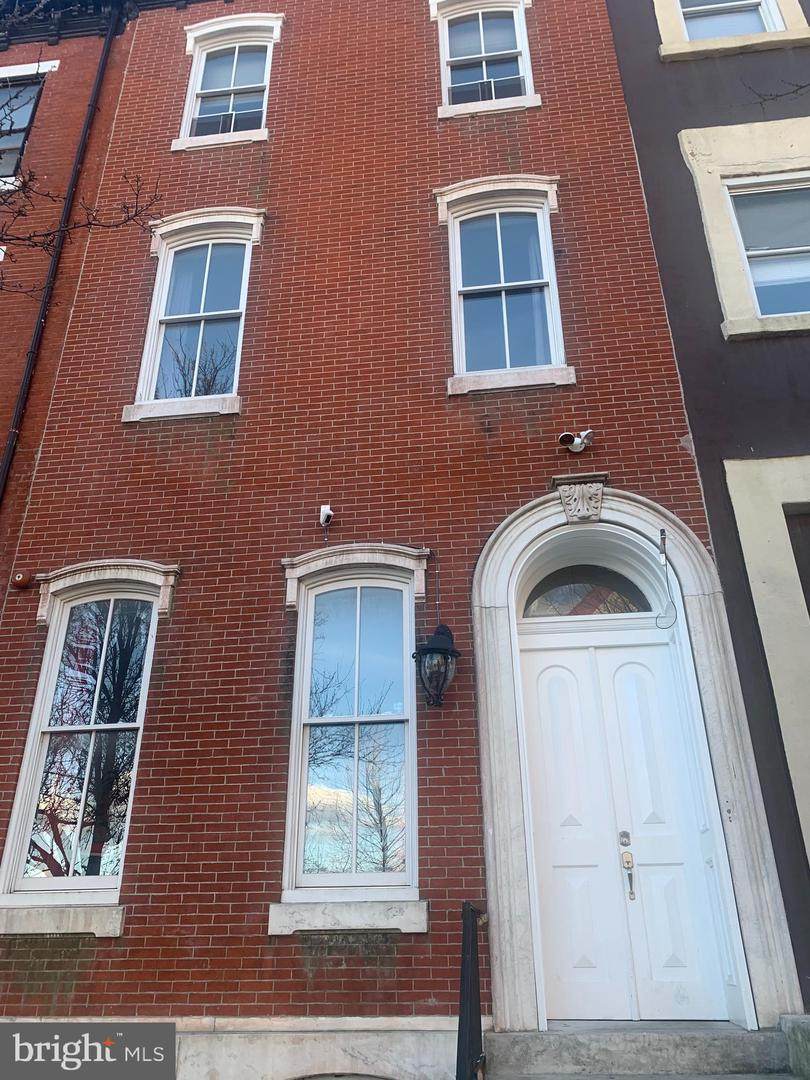 1832 Green Street - Photo 1