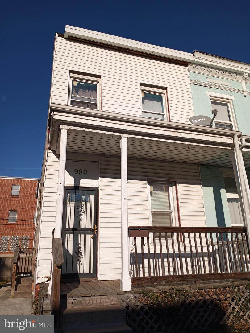950 Homestead Street - Photo 1