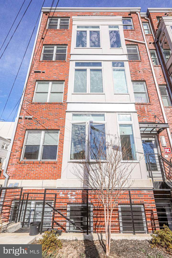1512 K Street - Photo 1