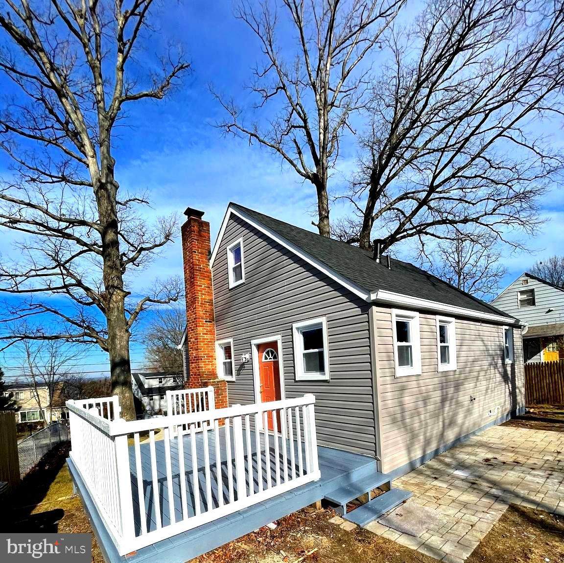 5703 67TH Avenue - Photo 1