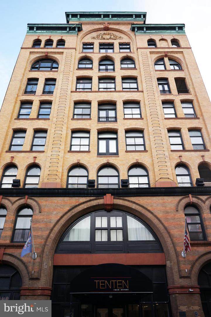 1010 Race Street - Photo 1
