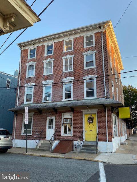264 Walnut Street - Photo 1