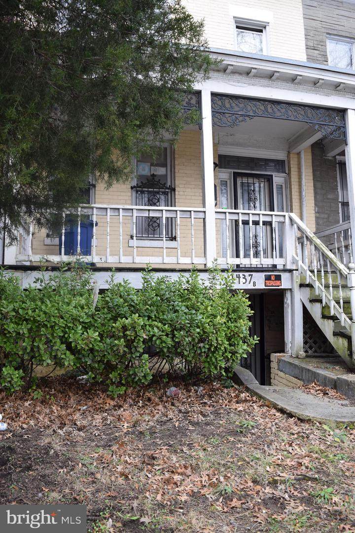 1437 Pennsylvania Avenue - Photo 1
