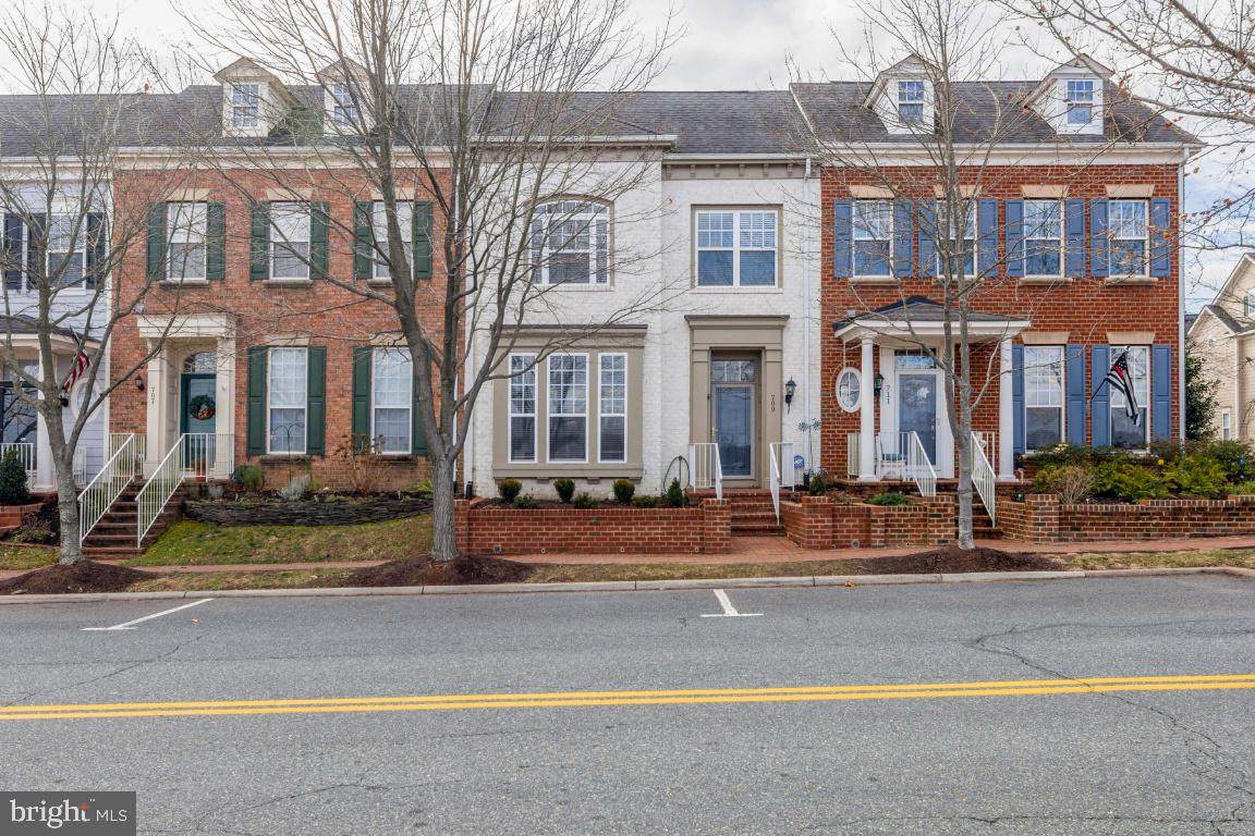 709 Harbor Side Street - Photo 1