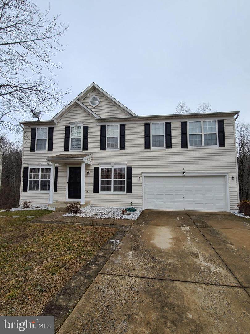 15 Webb Court - Photo 1