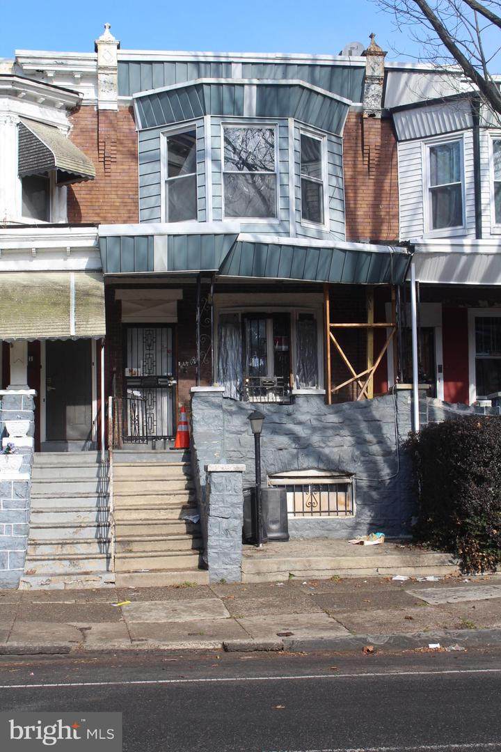 5709 Chestnut Street - Photo 1
