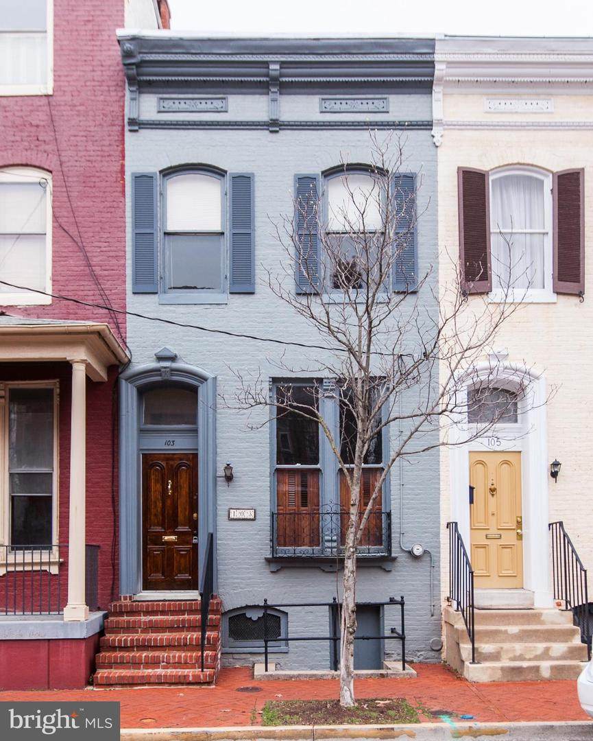 103 3RD Street - Photo 1