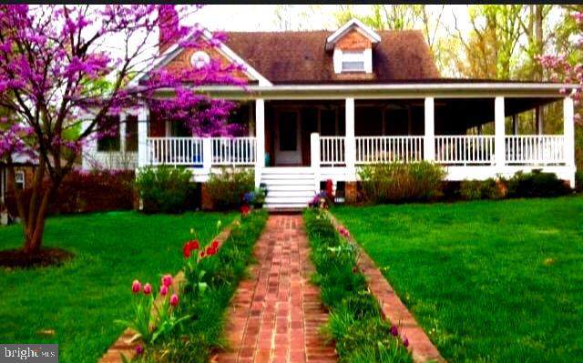 8114 Bainbridge Road - Photo 1