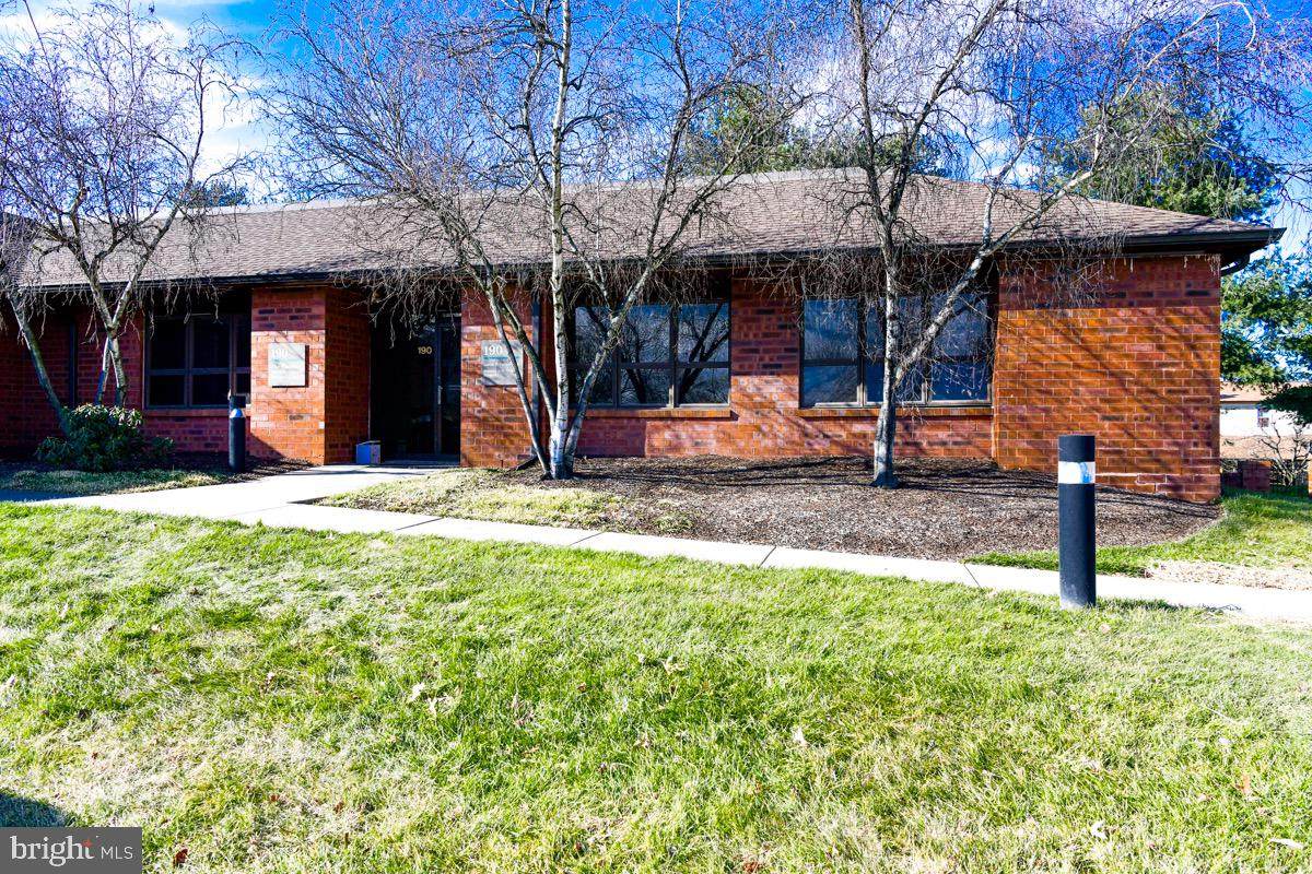 2201 Ridgewood Road - Photo 1