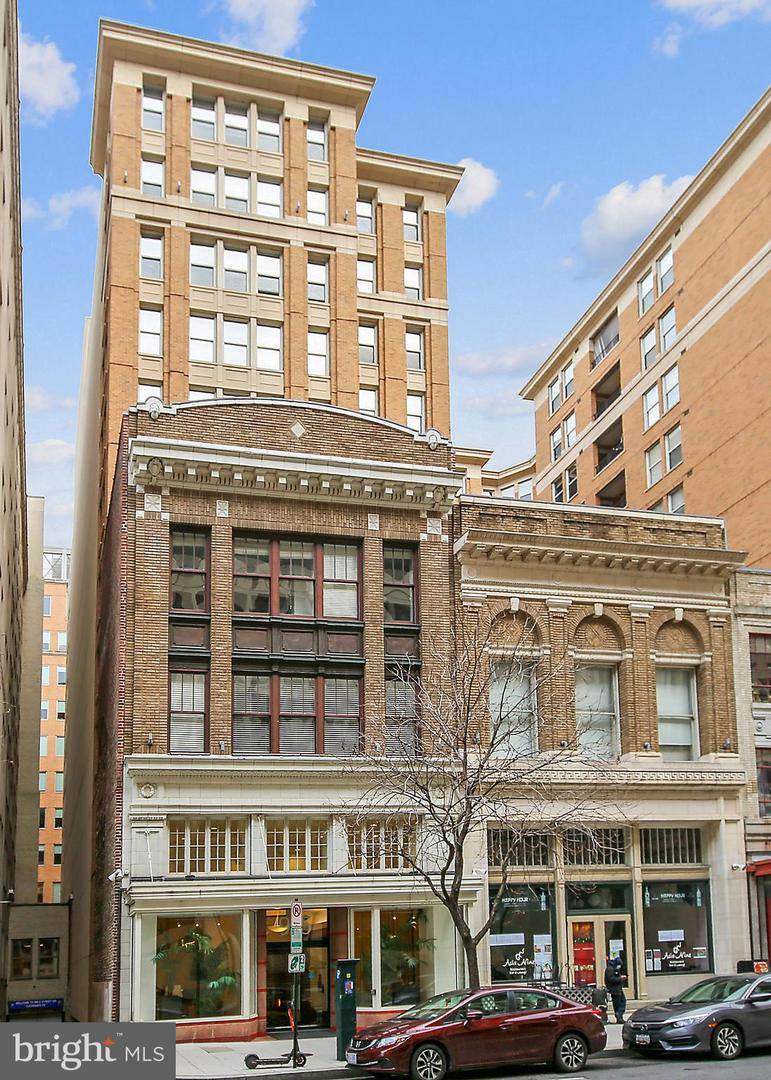 915 E Street - Photo 1