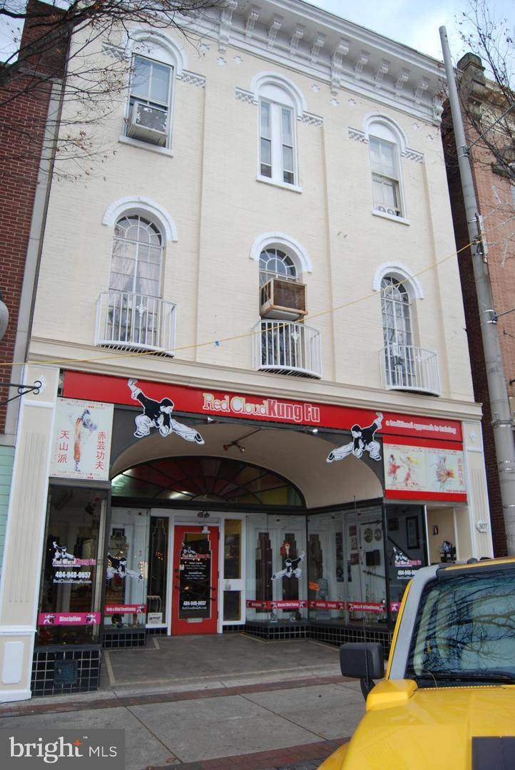 307 High Street - Photo 1