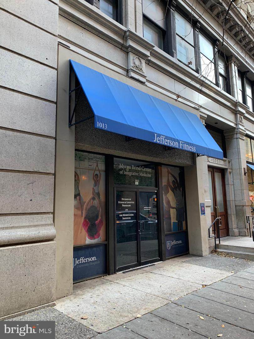 1013 Chestnut Street - Photo 1