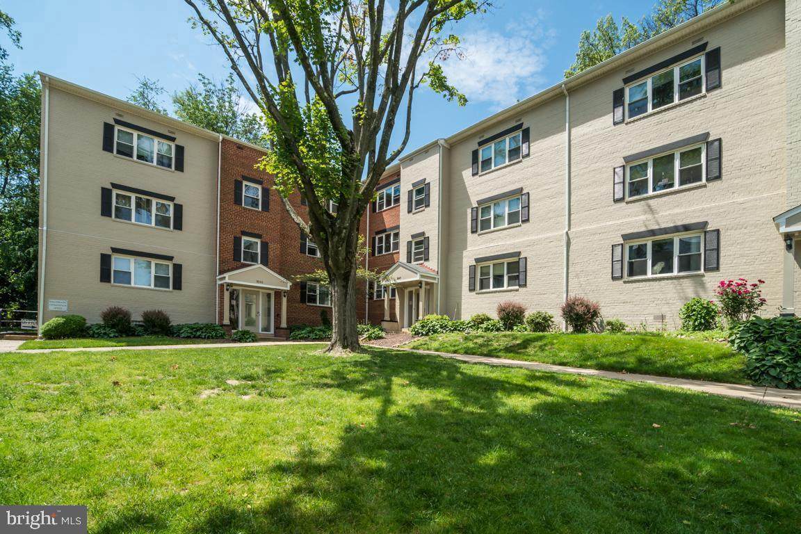 3045 Patrick Henry Drive - Photo 1