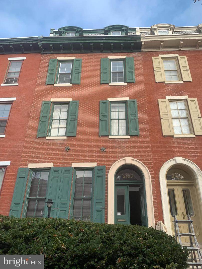2103 Green Street - Photo 1