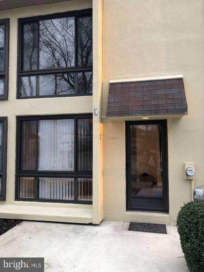 100 Glenolden Avenue - Photo 1