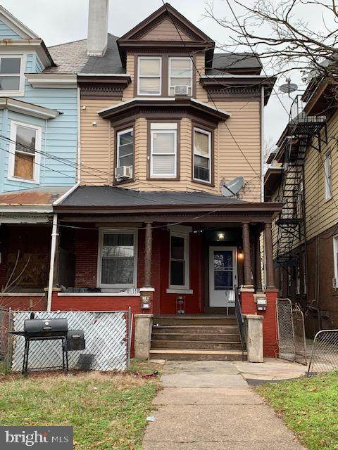 484 Greenwood Avenue - Photo 1